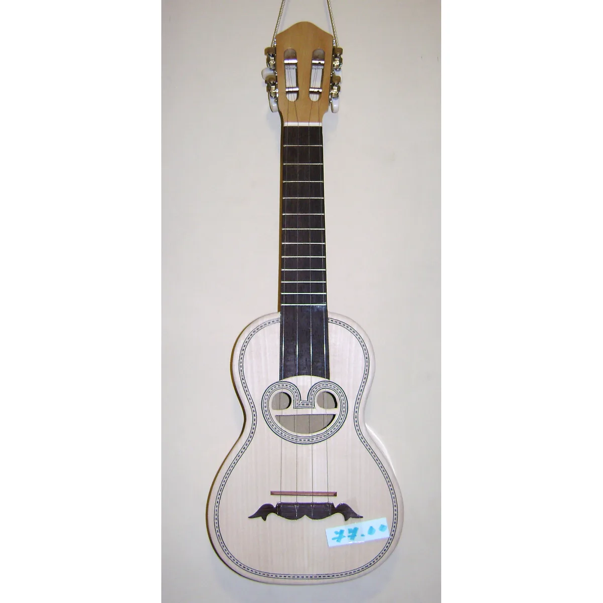 Cavaquinho de quatro cordas